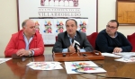 Acto de presentación con el presidente de la Asoc.Prov. de Hosterlería y Turismo de Albacete, el alcalde Valentín Bueno y el concejal de cultura Bernardo Ortega.